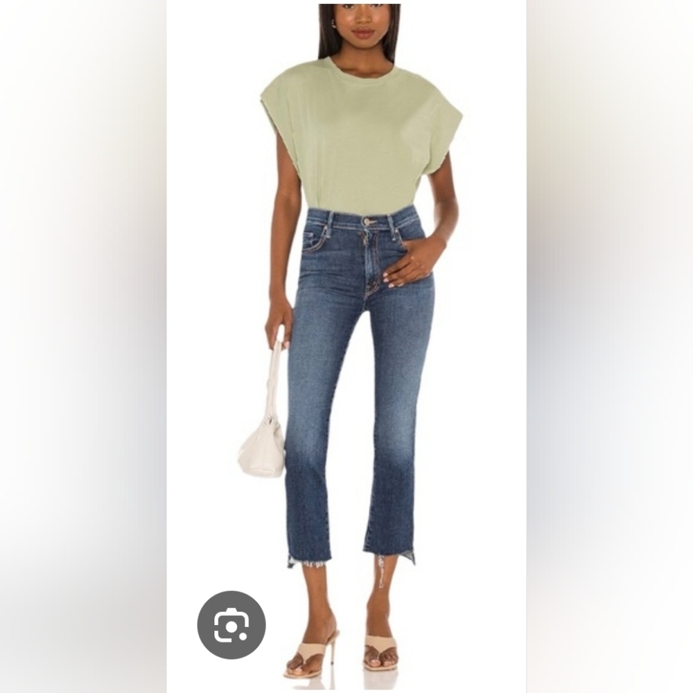MOTHER The Insider Crop Step Fray Jeans 27 Girl Crush - Picture 2 of 9